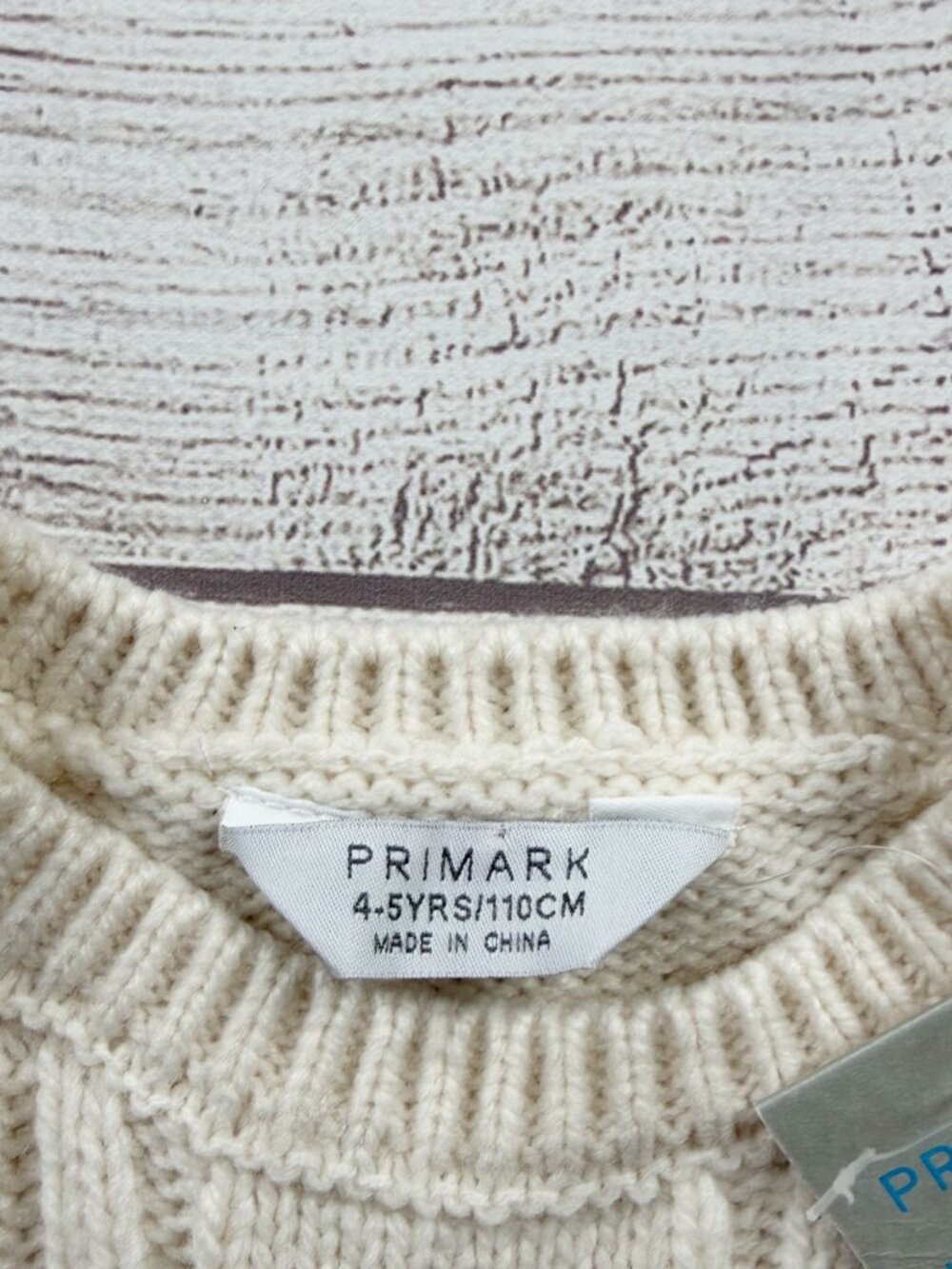 Primark Girls Cream Cable Knit Sweater Dress Floral Embroidered NWT 4-5 - Picture 2 of 4